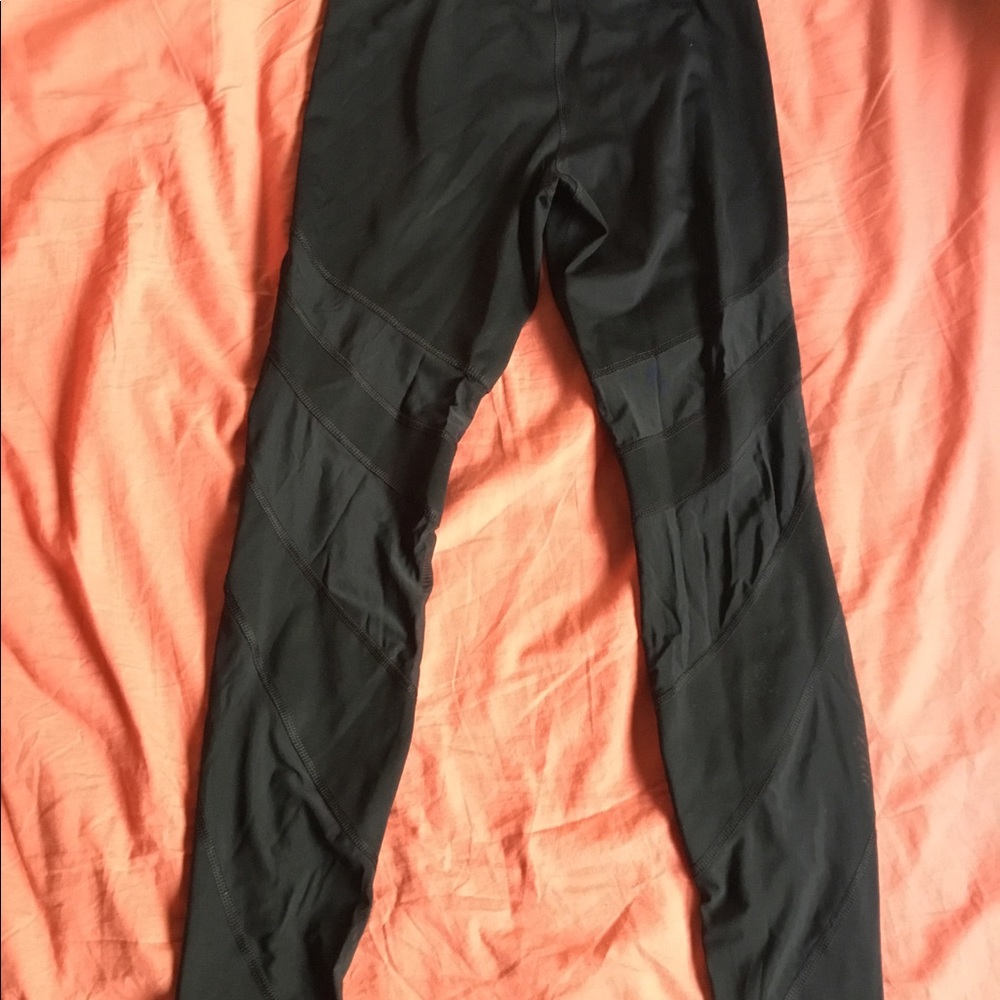 Black leggings - Picture 2 of 2